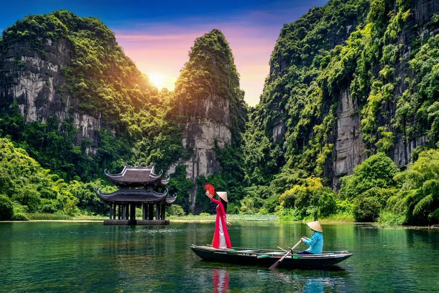Du Lich Trang An 1