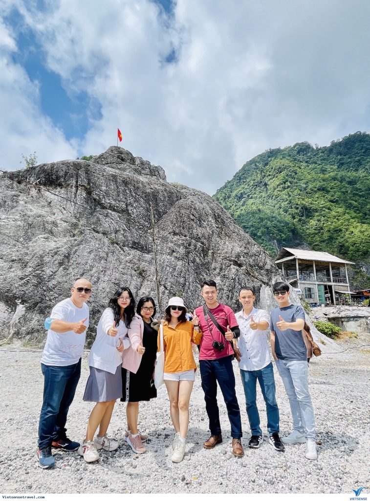 Tour Mộc Châu 2N1Đ